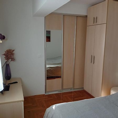 Apartment Nikol Pula Ngoại thất bức ảnh