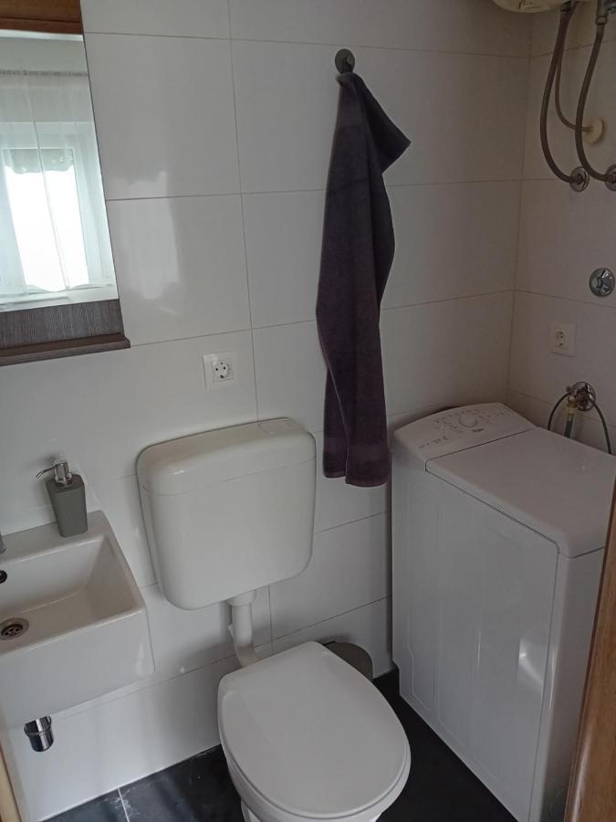 Apartment Nikol Pula Ngoại thất bức ảnh