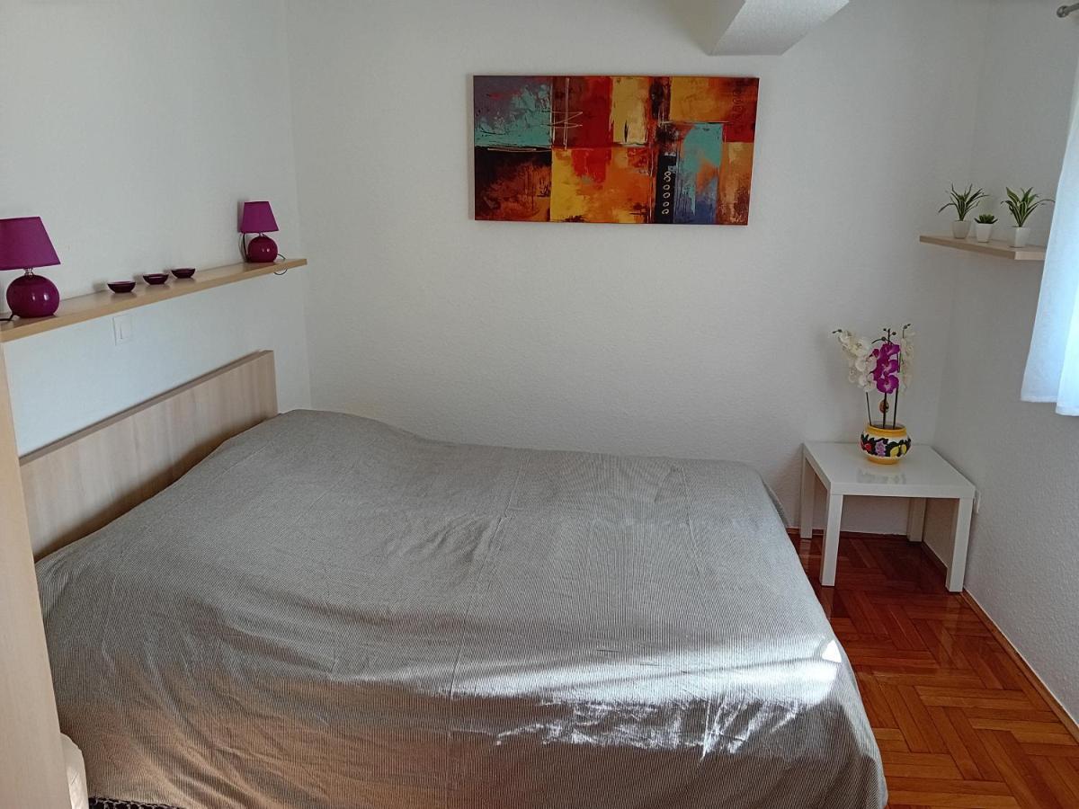 Apartment Nikol Pula Ngoại thất bức ảnh